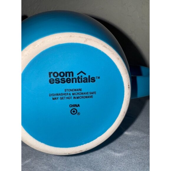 Room Essentials Blue Stoneware Mug 12 Oz Swirl Heart Design Dishwasher & Microwa - Picture 3 of 5
